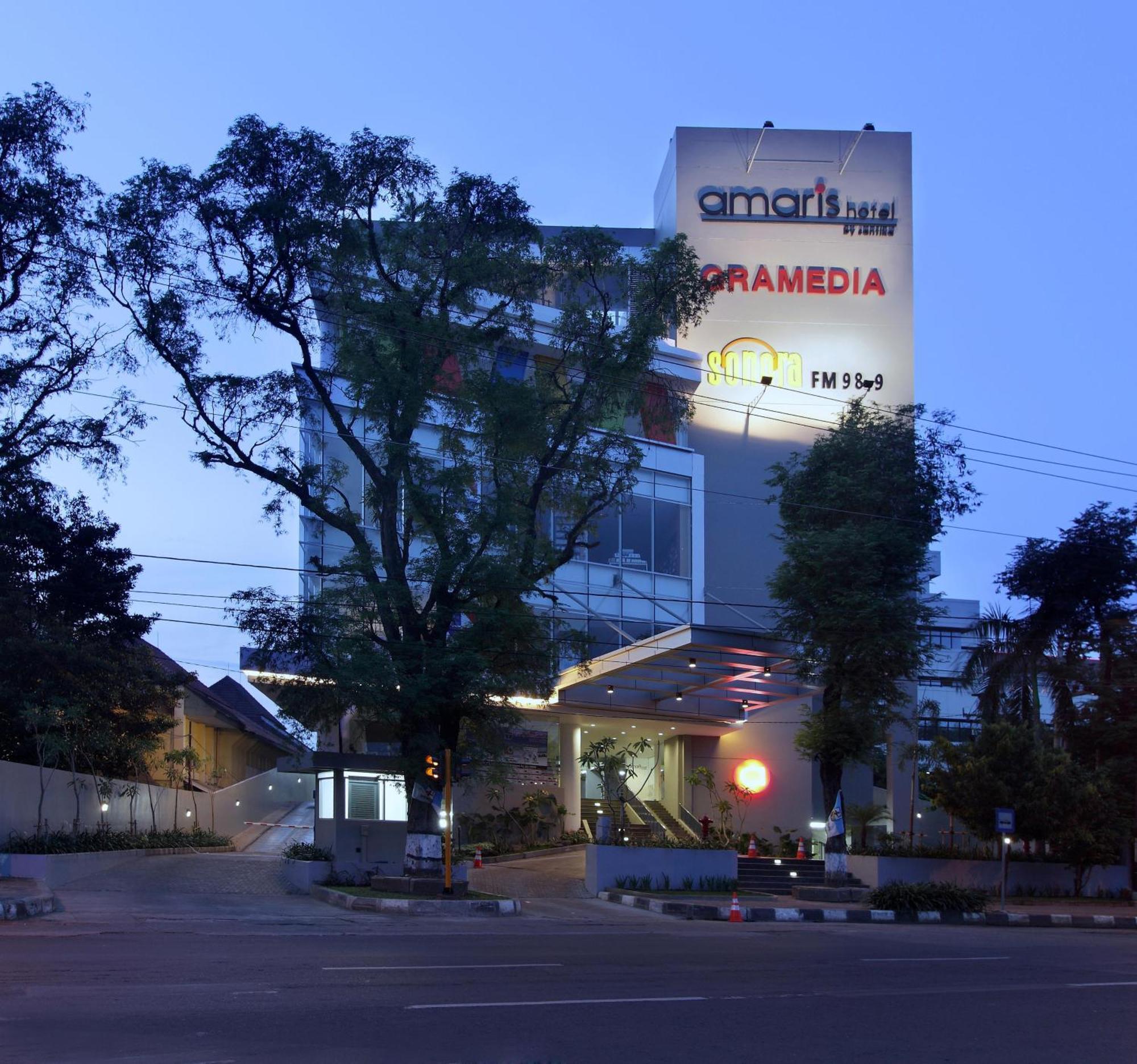 Amaris Hotel Pemuda Semarang Zewnętrze zdjęcie